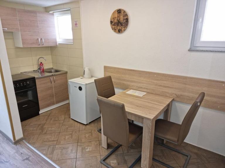 Apartmani Vesto Banja Luka Esterno foto