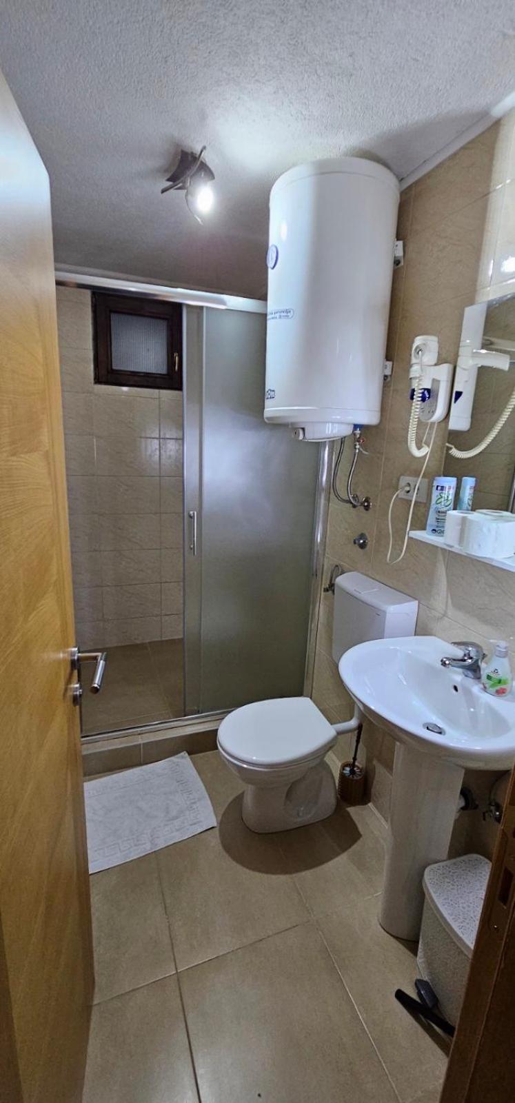 Apartmani Vesto Banja Luka Esterno foto