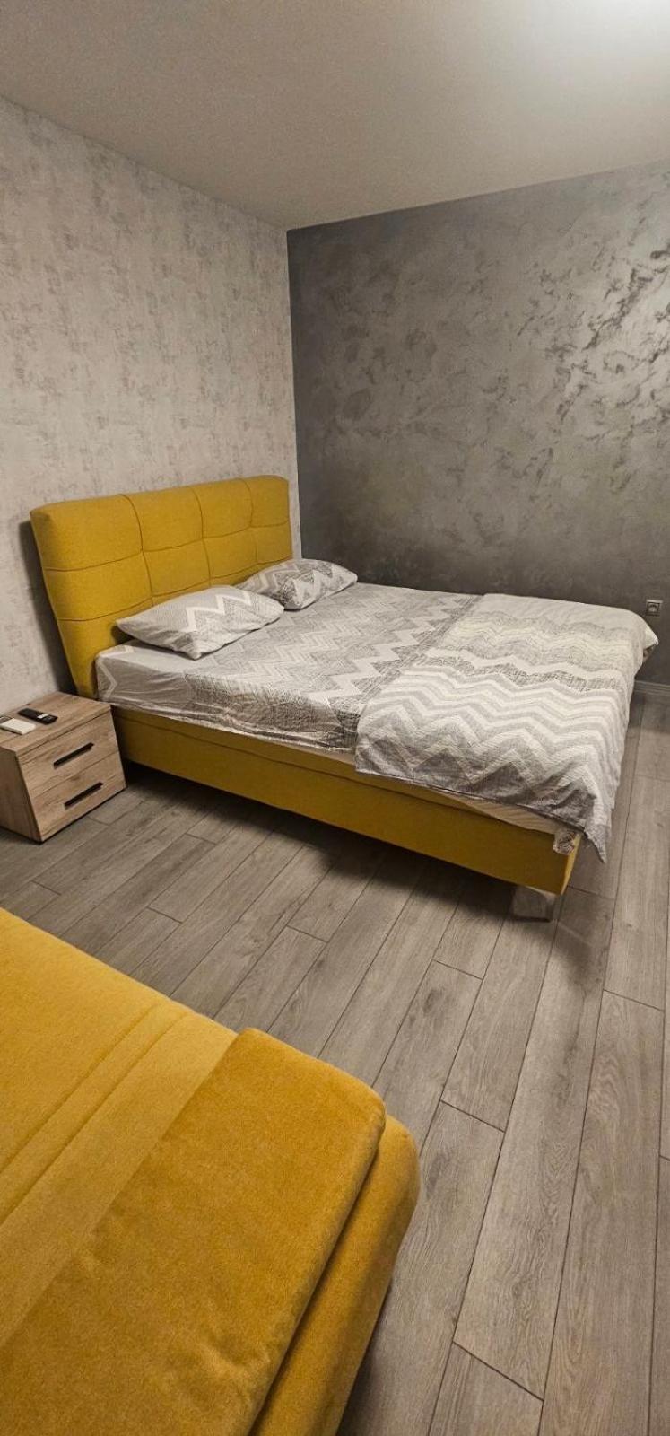 Apartmani Vesto Banja Luka Esterno foto